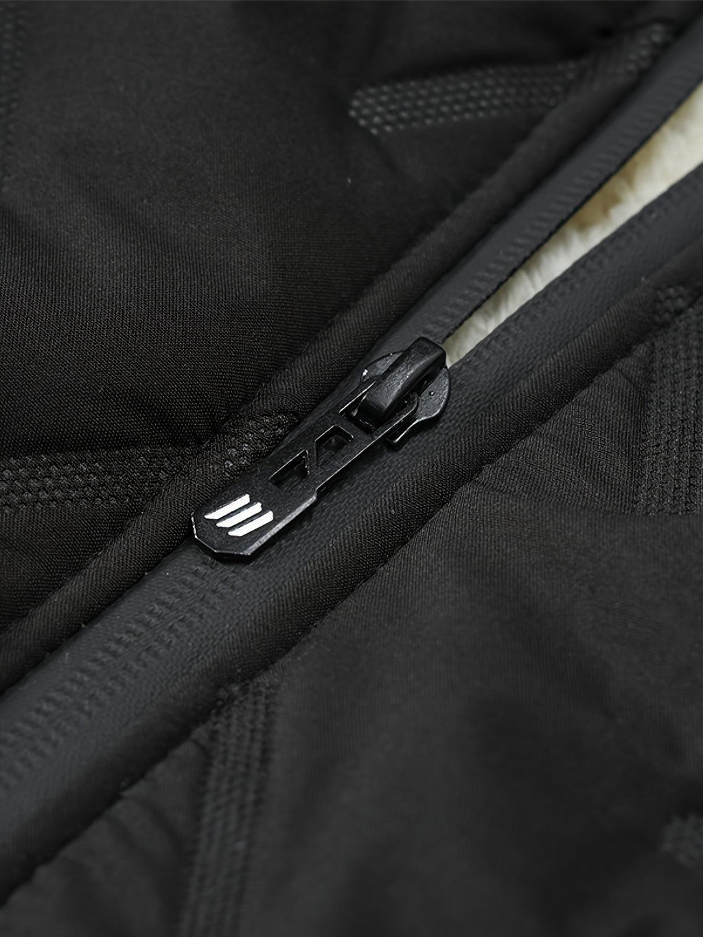 Men'S Lightweight Hooded Fleece Jacket - Warm Windproof Winter Coat with Quilted Diamond Pattern, Full Coverage Lamb'S Lining, Zip-Up Design for Outdoor Sports & Casual Wear, Winter Jacket, Quilted Jacket, Zippered Jacket