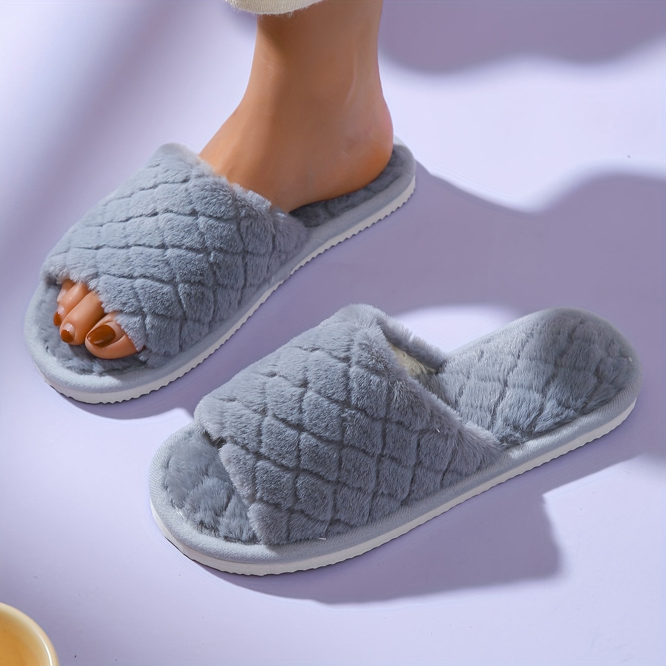 Cozy Plush Slippers - Soft Fabric Inner, Slip-Resistant EVA Sole, Plaid Pattern, Open-Toe Design, Non-Slip Flat Soft Sole, Fluffy Slides for Indoor Warmth and Comfort - Perfect for Cold Winter Days